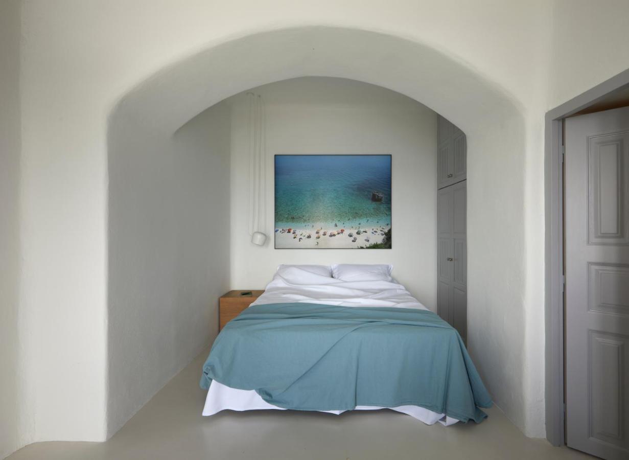 Inspire Santorini Luxury Villas Fira  Exteriör bild